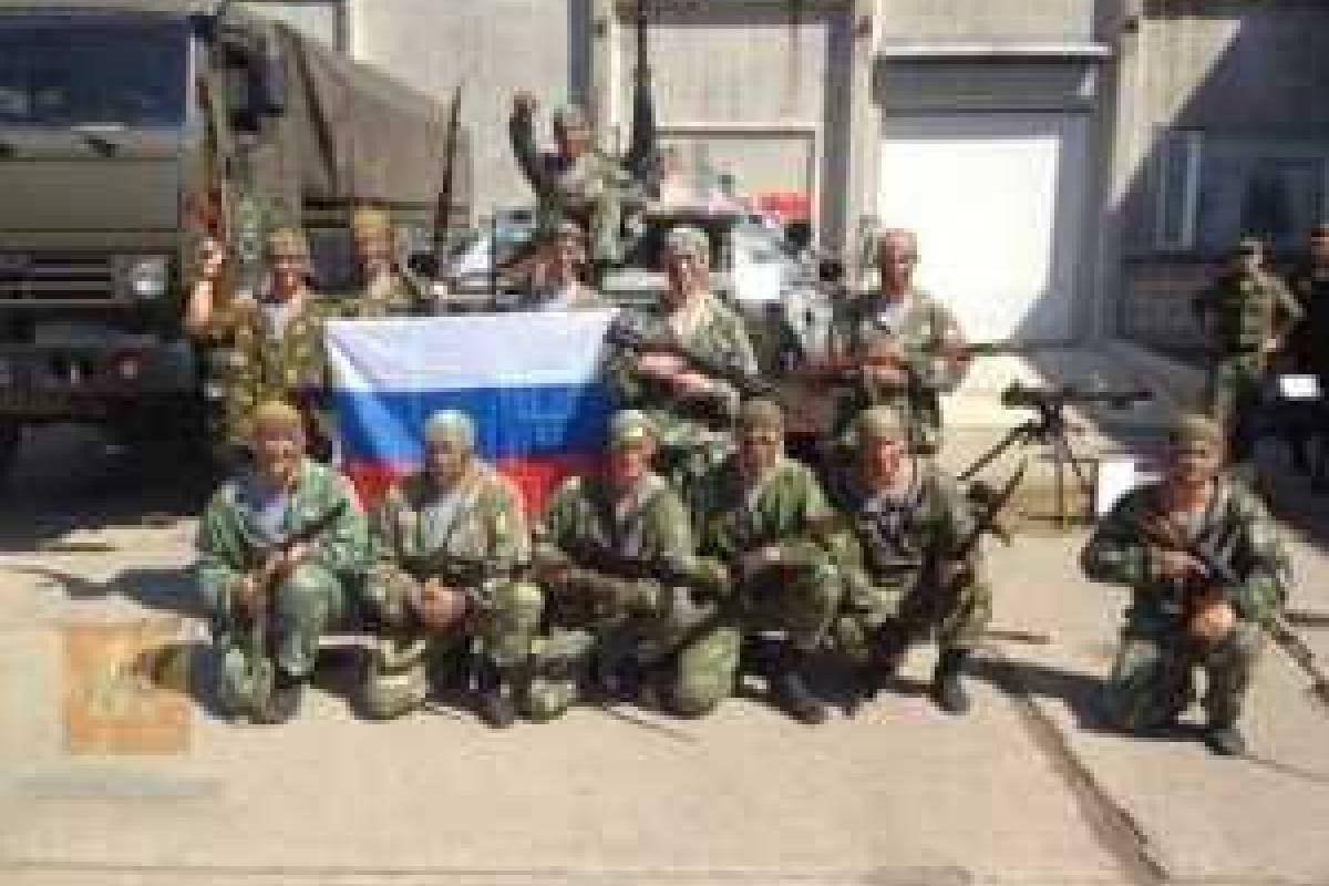 Появились новые доказательства российской агрессии на Донбассе: волонтеры показали снимки базы военных РФ в Донецке Появились новые доказательства российской агрессии на Донбассе: волонтеры показали снимки базы военных РФ в Донецке