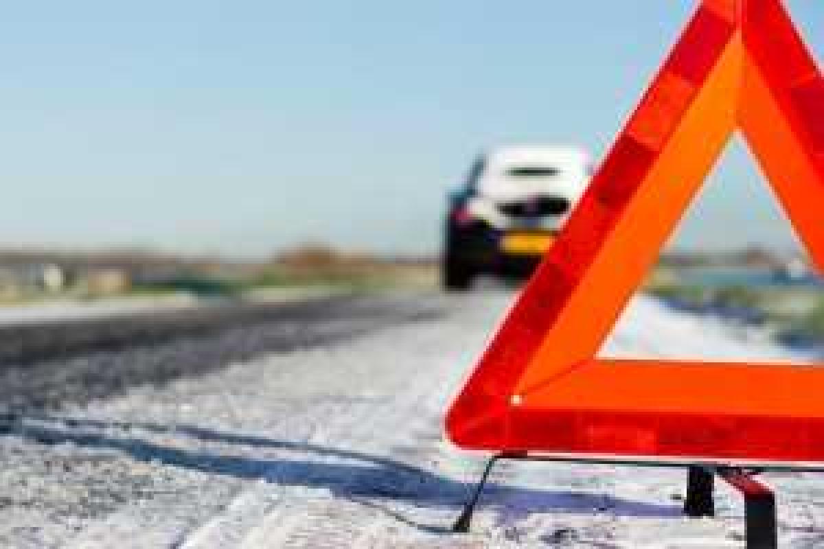Во время ДТП в Житомире из багажника "Волги" выпал человек Во время ДТП в Житомире из багажника "Волги" выпал человек