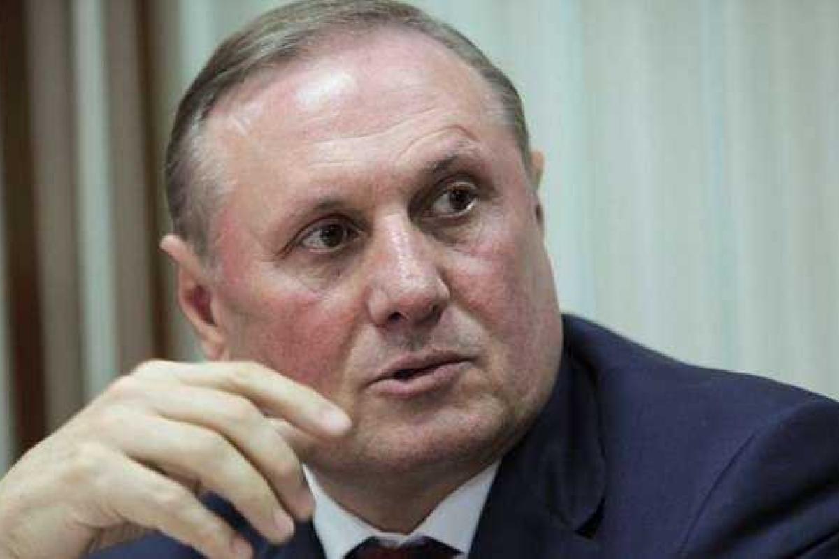 Ефремов был уверен, что Луценко никогда не пойдет на то, чтобы его арестовать - депутат Ефремов был уверен, что Луценко никогда не пойдет на то, чтобы его арестовать - депутат