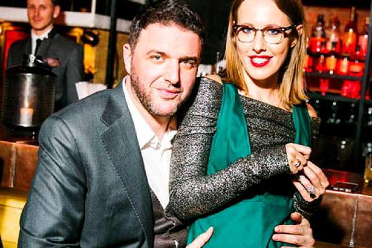 Ксения Собчак показала видео медленного танца с супругом