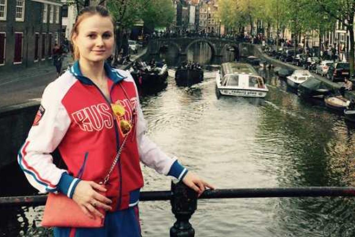 Рио-2016: в олимпийской деревне надругались над российскими флагами