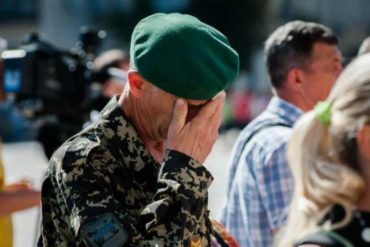 В центре Киева почтили память погибших под Иловайском