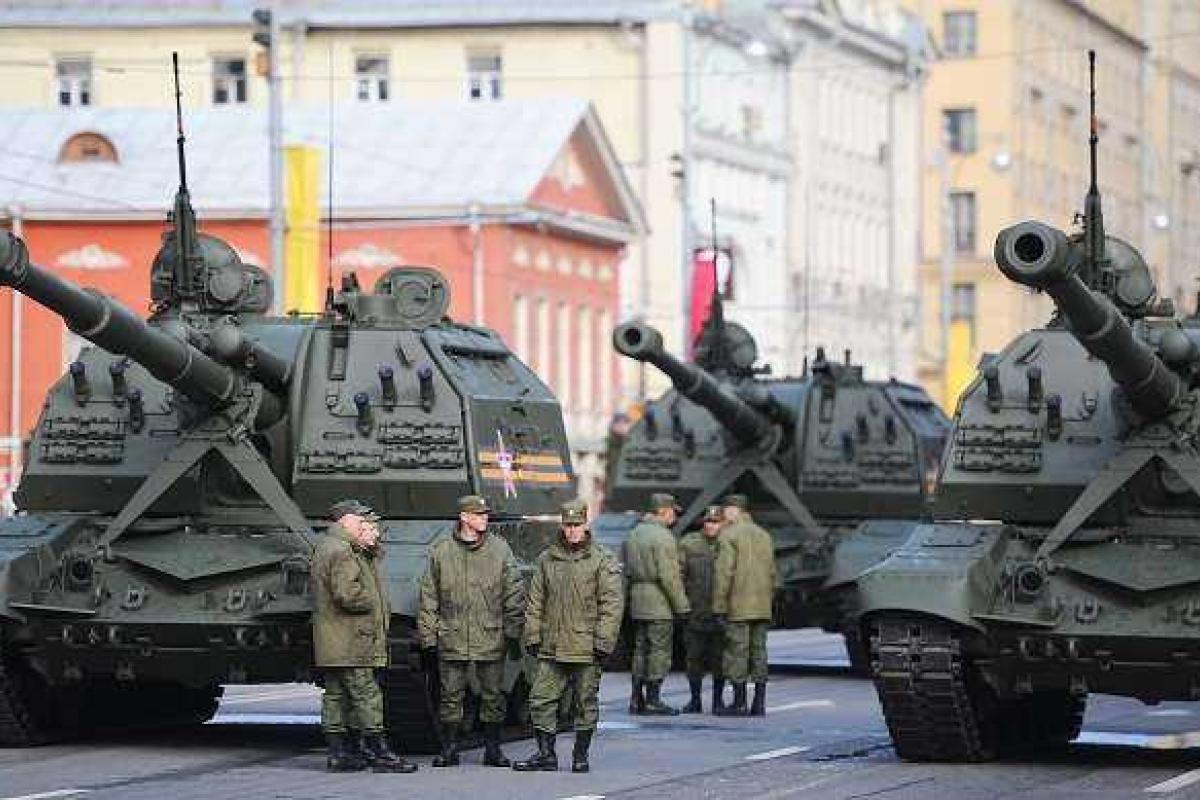 Аналитики считают, что Россия готовит войска к наступлению на Киев Аналитики считают, что Россия готовит войска к наступлению на Киев
