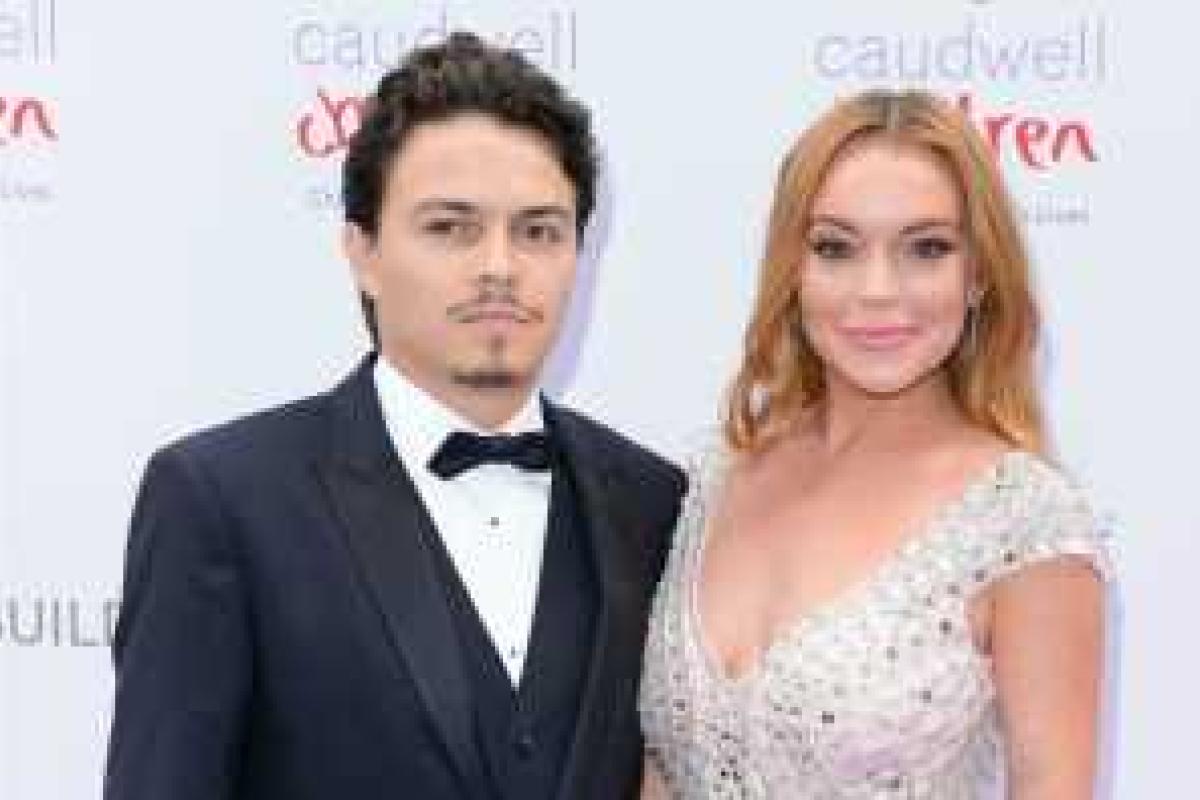 Возлюбленный Линдси Лохан Егор Тарабасов сбежал в Россию после скандального расставания Возлюбленный Линдси Лохан Егор Тарабасов сбежал в Россию после скандального расставания