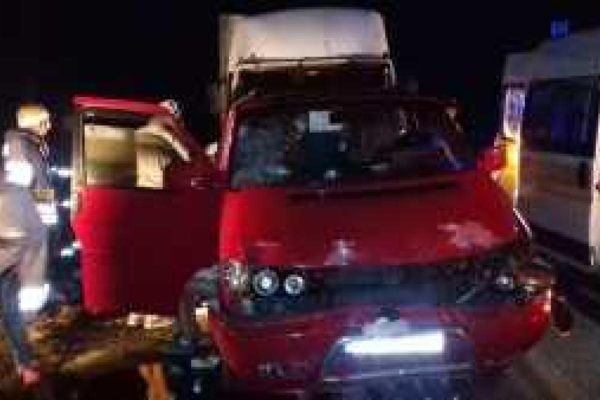 На трассе Киев - Одесса произошло страшное ДТП: грузовик протаранил два микроавтобуса, есть погибшие На трассе Киев - Одесса произошло страшное ДТП: грузовик протаранил два микроавтобуса, есть погибшие