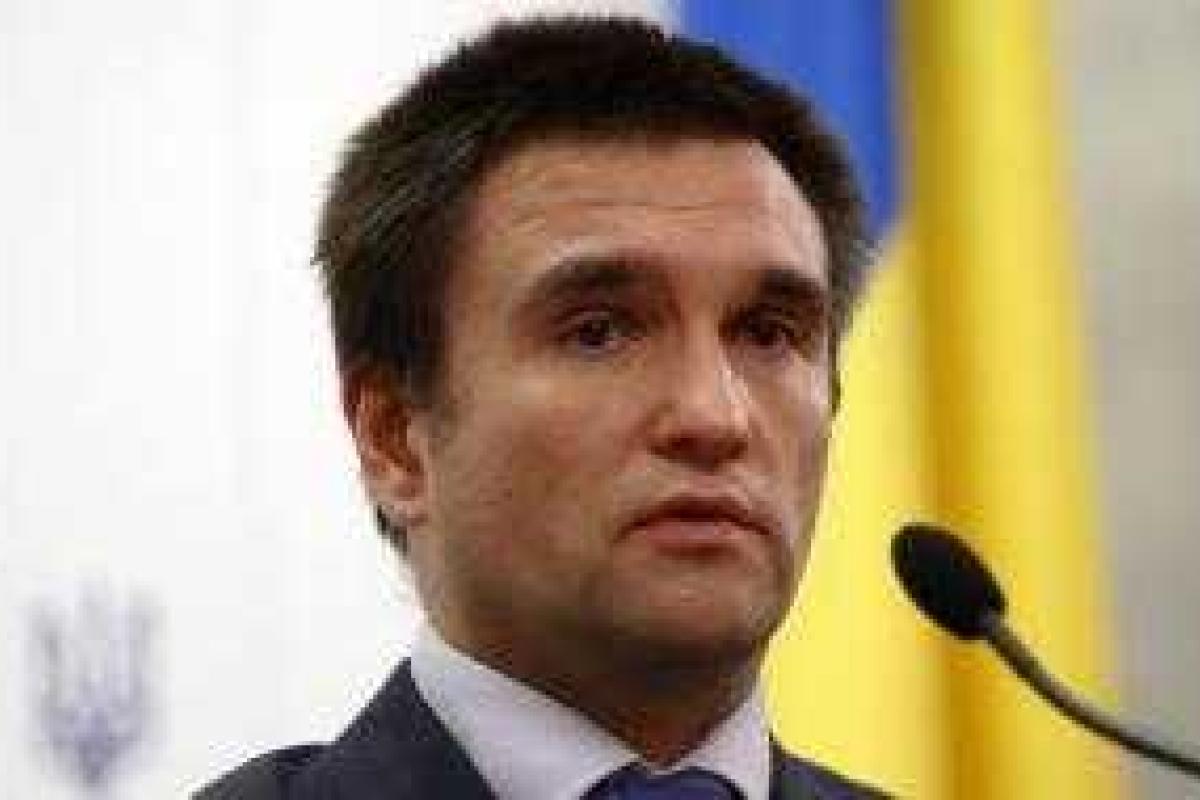 Местные жители и данные спутника не подтвердили рассказы Кремля об "украинских диверсантах" в Крыму Местные жители и данные спутника не подтвердили рассказы Кремля об "украинских диверсантах" в Крыму