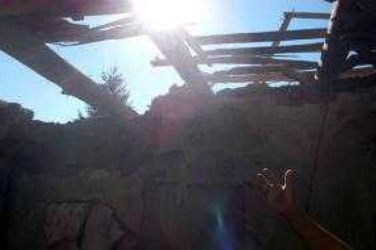 Боевики обстреляли Авдеевку: разрушены частные дома, газопровод и электрические сети