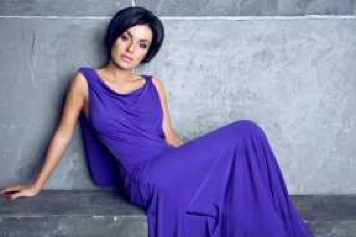 Юлия Волкова продолжает интриговать фанатов новым бойфрендом