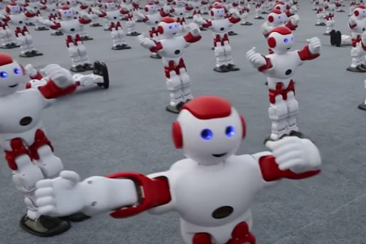 Танец 1007 китайских роботов попал в Книгу рекордов Гиннеса