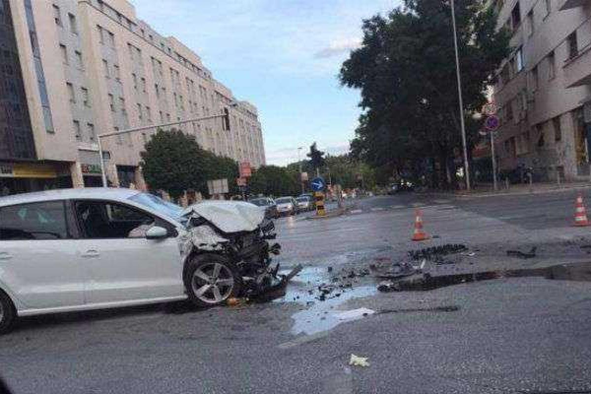 Украинский футболист напился и попал в ДТП Украинский футболист напился и попал в ДТП