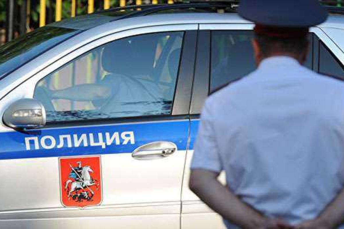 В Москве неизвестный с ножом напал на людей: двое пострадавших скончались В Москве неизвестный с ножом напал на людей: двое пострадавших скончались
