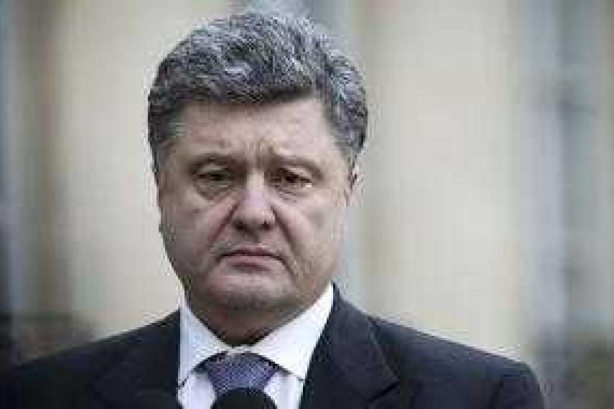 Петр Порошенко призвал граждан Украины отказаться от поездок в Крым