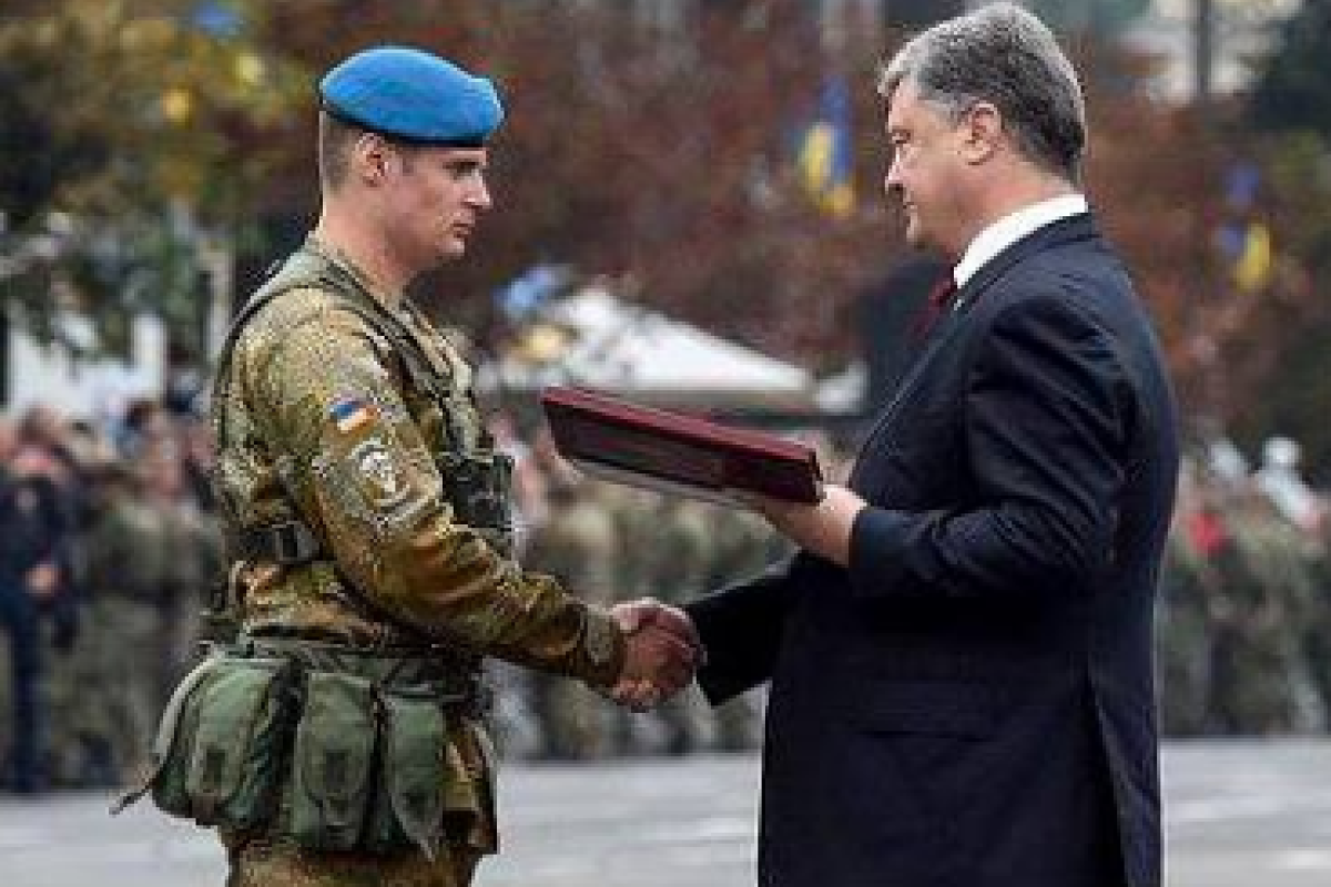 Героя Украины Валерия Чибинеева хитростью вытащили из "промки" в Киев для награждения