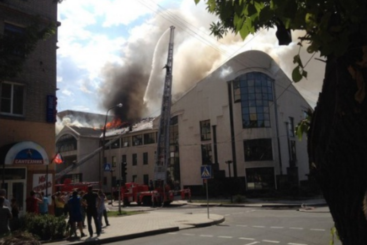 Дончане: Офис Таруты сгорел, потому что там хранились доносы и компромат на главарей боевиков Дончане: Офис Таруты сгорел, потому что там хранились доносы и компромат на главарей боевиков