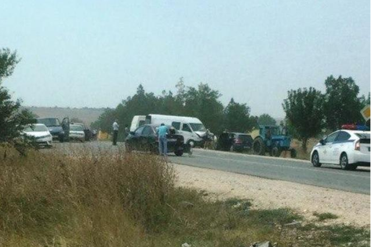 В Крыму на трассе Феодосия-Керчь произошло серьезное ДТП, есть жертвы В Крыму на трассе Феодосия-Керчь произошло серьезное ДТП, есть жертвы