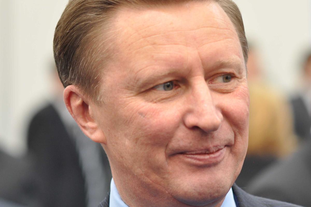 Глава администрации Путина Сергей Иванов сам попросился в отставку Глава администрации Путина Сергей Иванов сам попросился в отставку