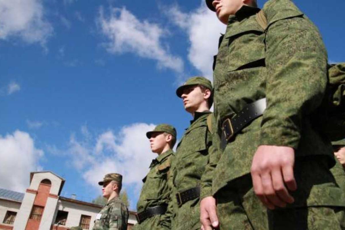 "Мужа не отдам" - крымчане в шоке из-за повесток в военкомат "Мужа не отдам" - крымчане в шоке из-за повесток в военкомат