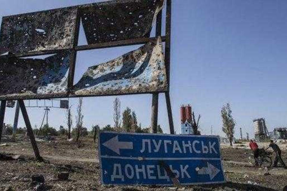 Над Луганской и Донецкой областью заметили боевые самолеты РФ Над Луганской и Донецкой областью заметили боевые самолеты РФ