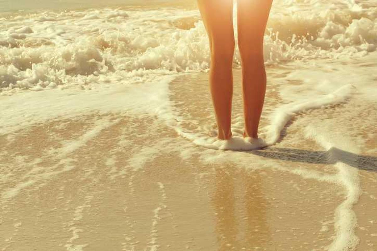 Во Франции произошла массовая драка на нудистском пляже Во Франции произошла массовая драка на нудистском пляже