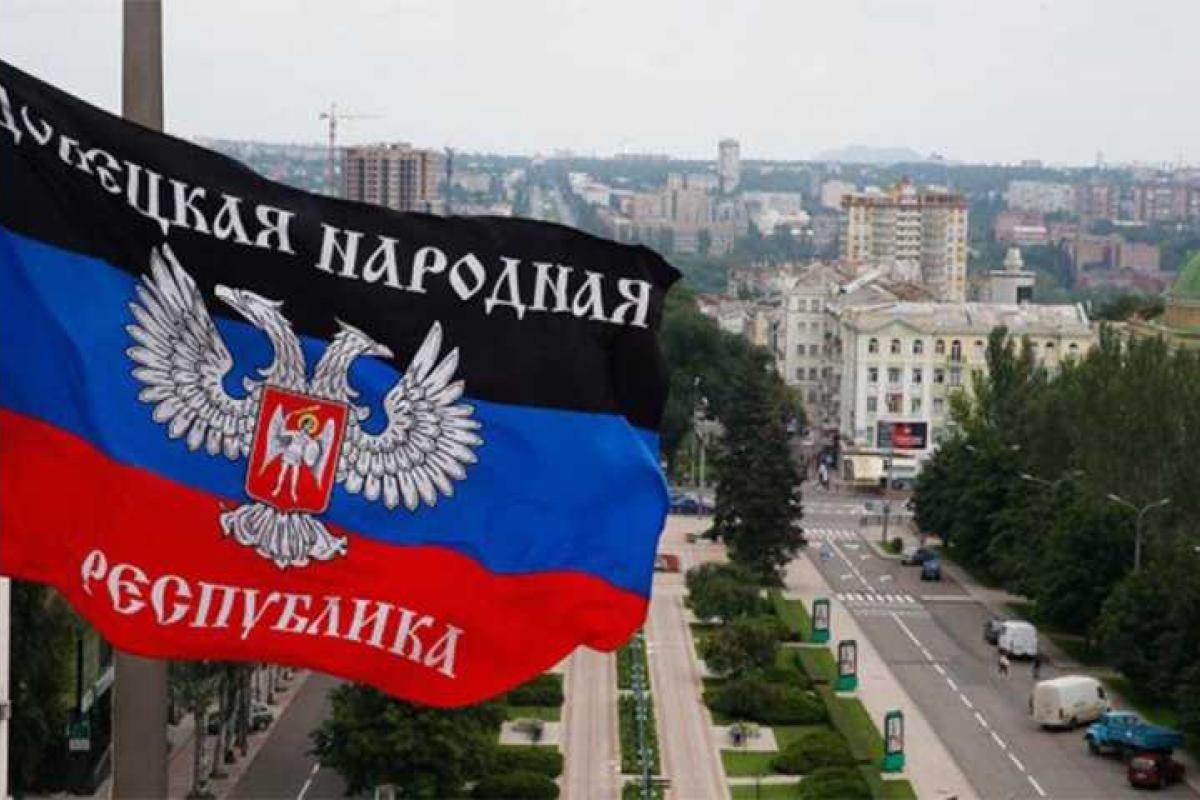 Появились шокирующие подробности, как боевики "отжимали" рынок в Донецке Появились шокирующие подробности, как боевики "отжимали" рынок в Донецке