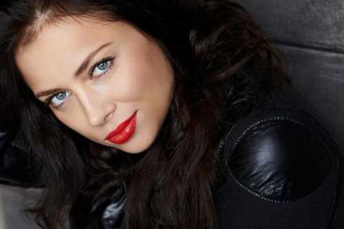 Актриса Настасья Самбурская рассказала о серьезных проблемах в семье