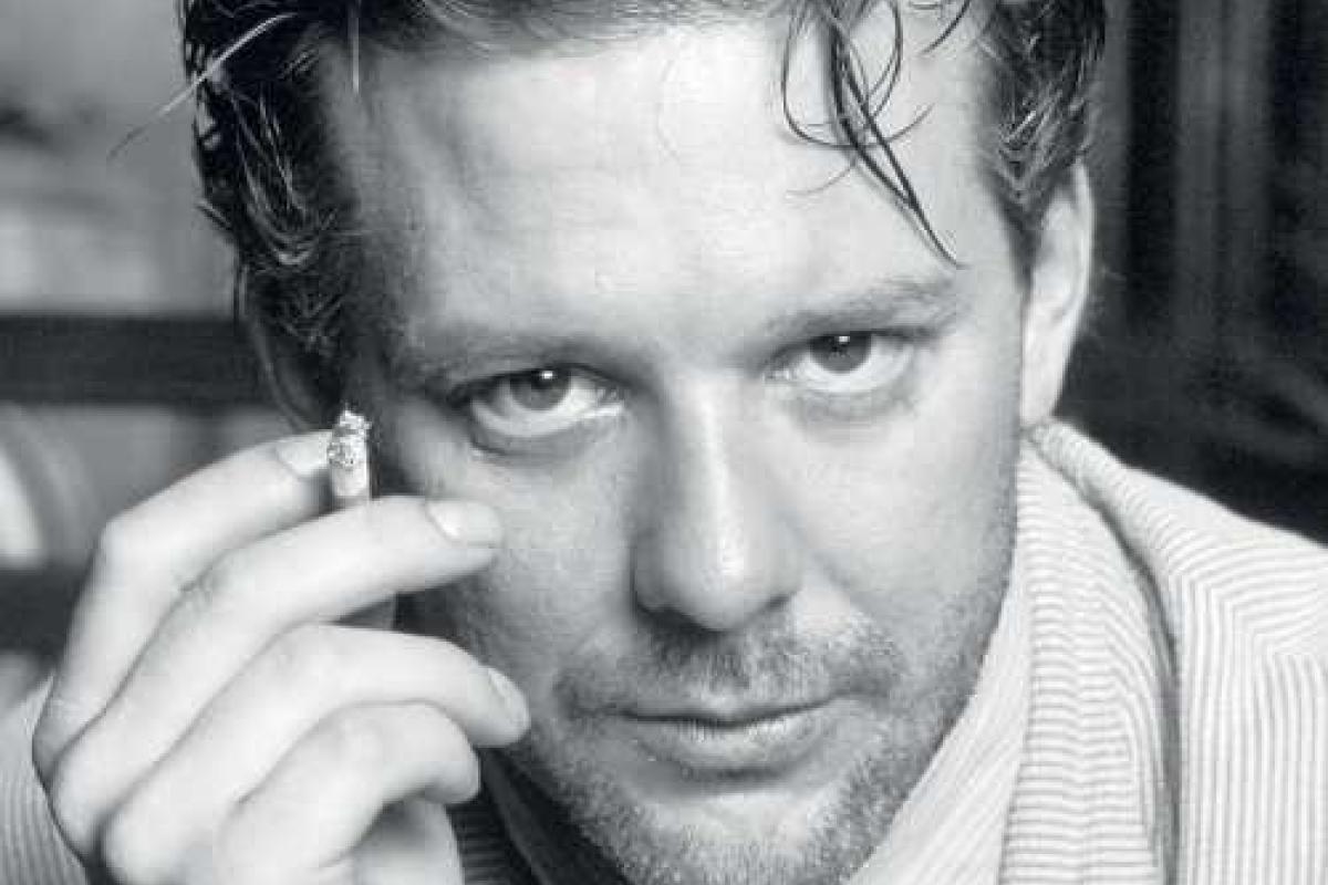 Микки Рурка подозревают в нетрадиционной сексуальной ориентации