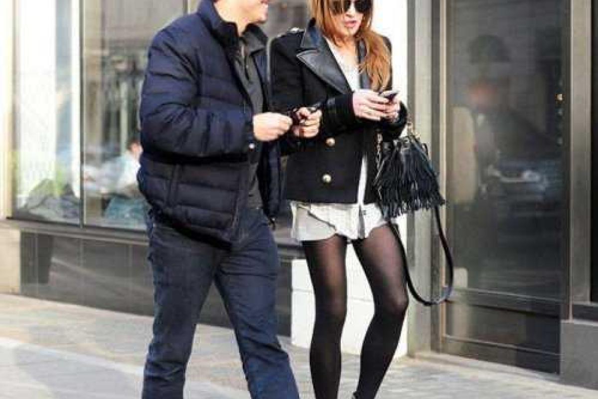 Линдси Лохан откровенно рассказала правду о своих отношениях с бывшим возлюбленным Егором Тарабасовым Линдси Лохан откровенно рассказала правду о своих отношениях с бывшим возлюбленным Егором Тарабасовым