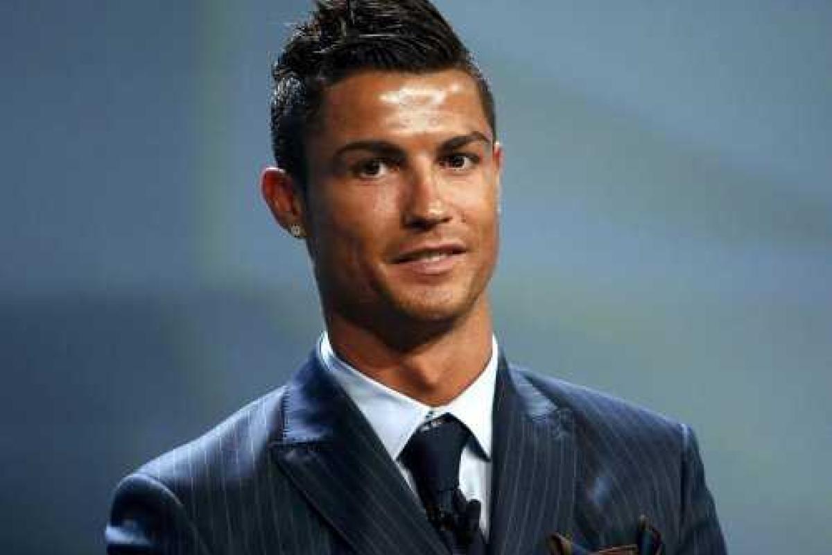 Частный лайнер Криштиану Роналду потерпел крушение Частный лайнер Криштиану Роналду потерпел крушение