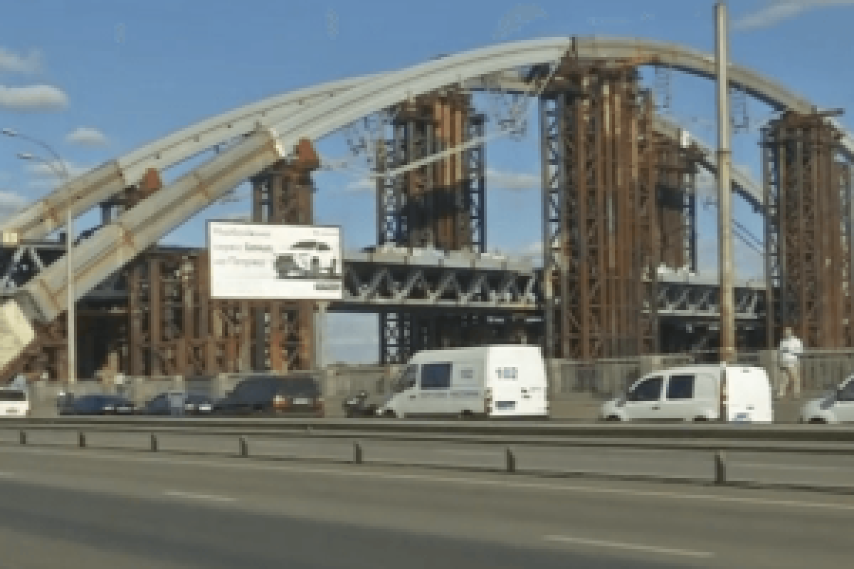 На месте гибели замглавы АП у журналистов отобрали технику и выбросили ее в Днепр На месте гибели замглавы АП у журналистов отобрали технику и выбросили ее в Днепр