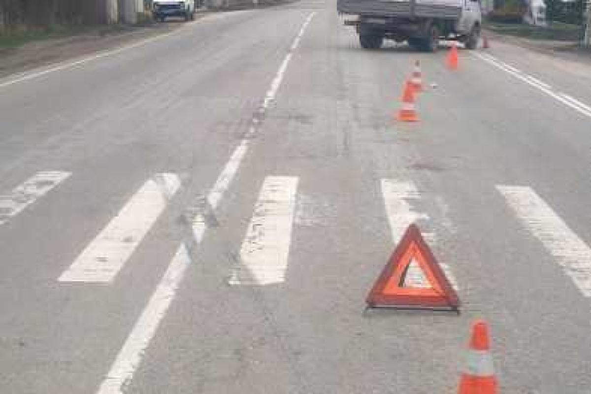 В Мариуполе произошло страшное ДТП: подростка сбили по дороге в школу 