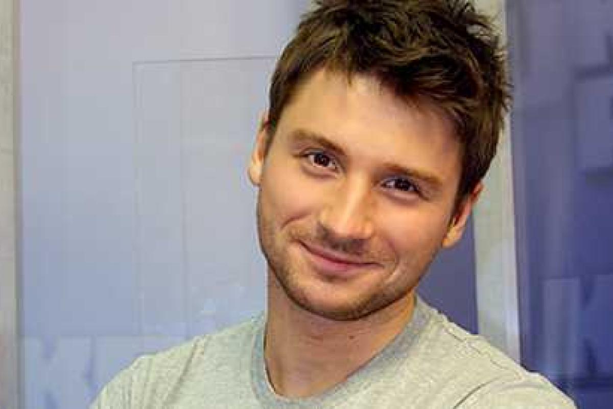 Певец Сергей Лазарев поразил внешним видом