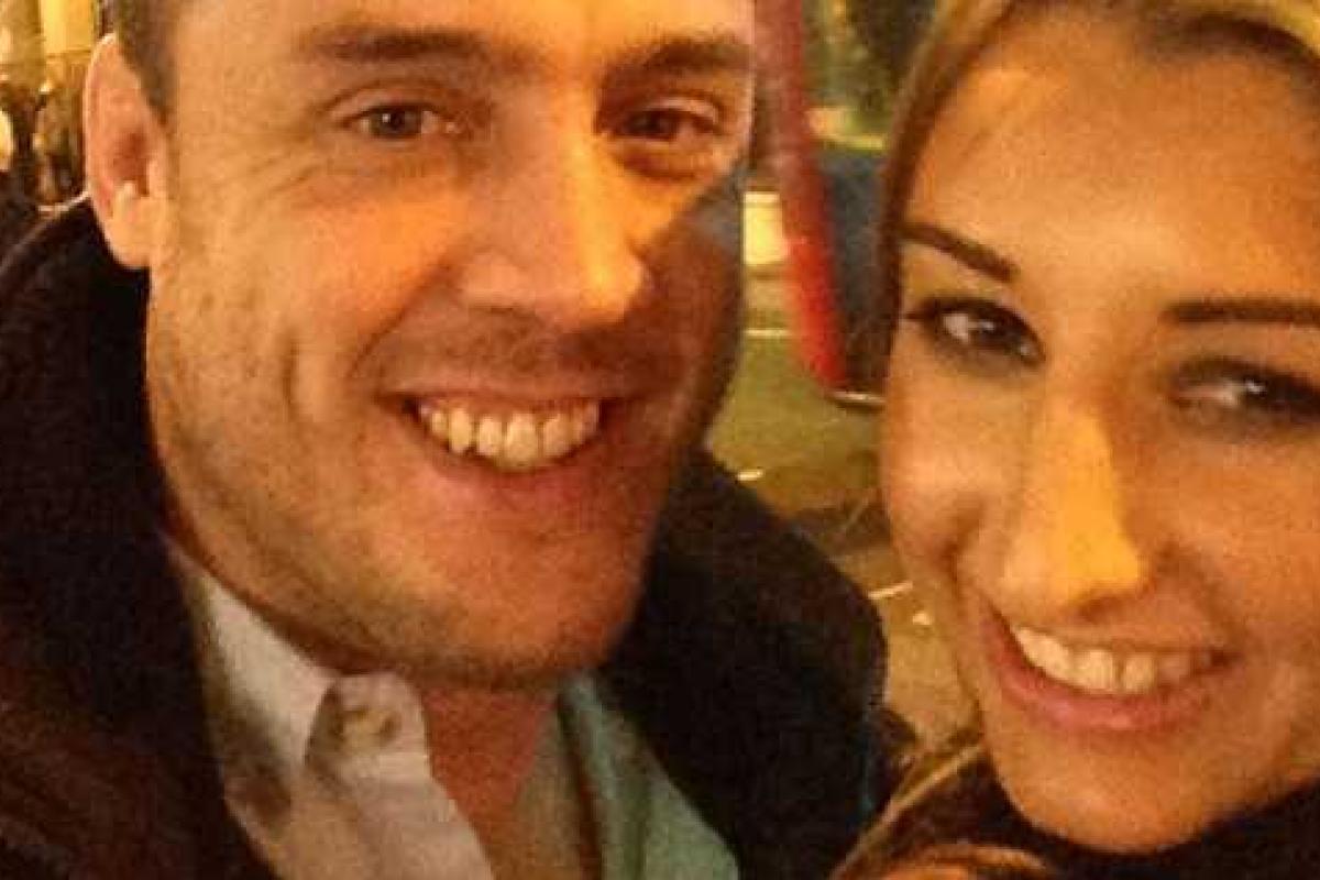 Житель Великобритании захотел продать свою супругу и разместил объявление Житель Великобритании захотел продать свою супругу и разместил объявление