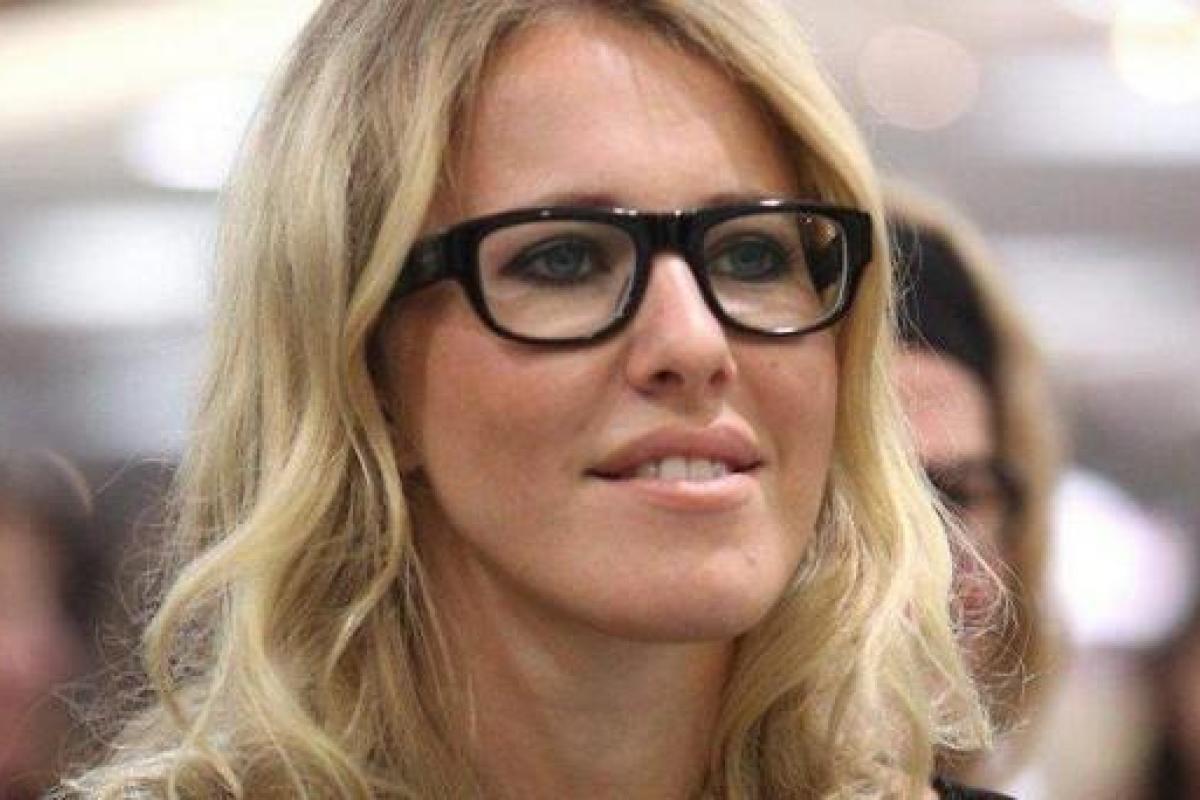 Телеведущая Ксения Собчак записалась на плавание из-за беременности