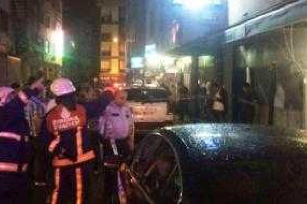 В Турции неизвестные бросили гранату в здание ночного клуба, есть пострадавшие В Турции неизвестные бросили гранату в здание ночного клуба, есть пострадавшие