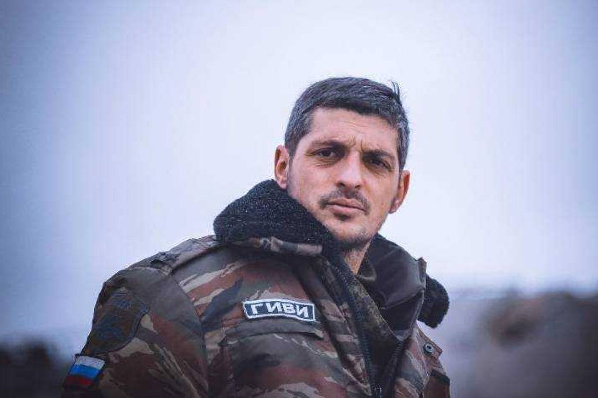 Боевик "Гиви" сошел с ума и зверски относится к своим подчиненным - соцсети