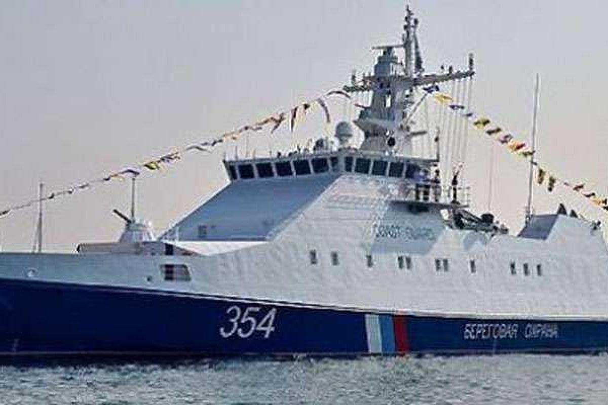 В Черном море боевой корабль РФ приблизился к украинской границе В Черном море боевой корабль РФ приблизился к украинской границе