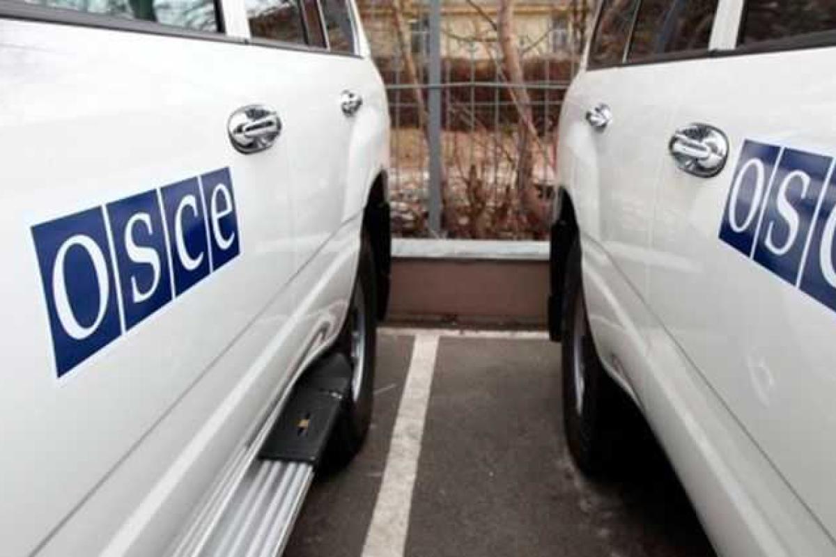 Соцсети взволновали сотрудники ОБСЕ, которые решили вывезти из зоны АТО свои вещи