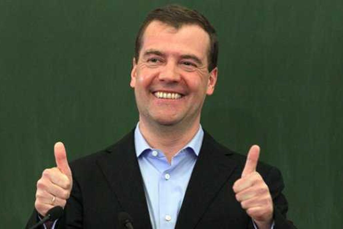 Медведев забыл показать народу своё "Межигорье"