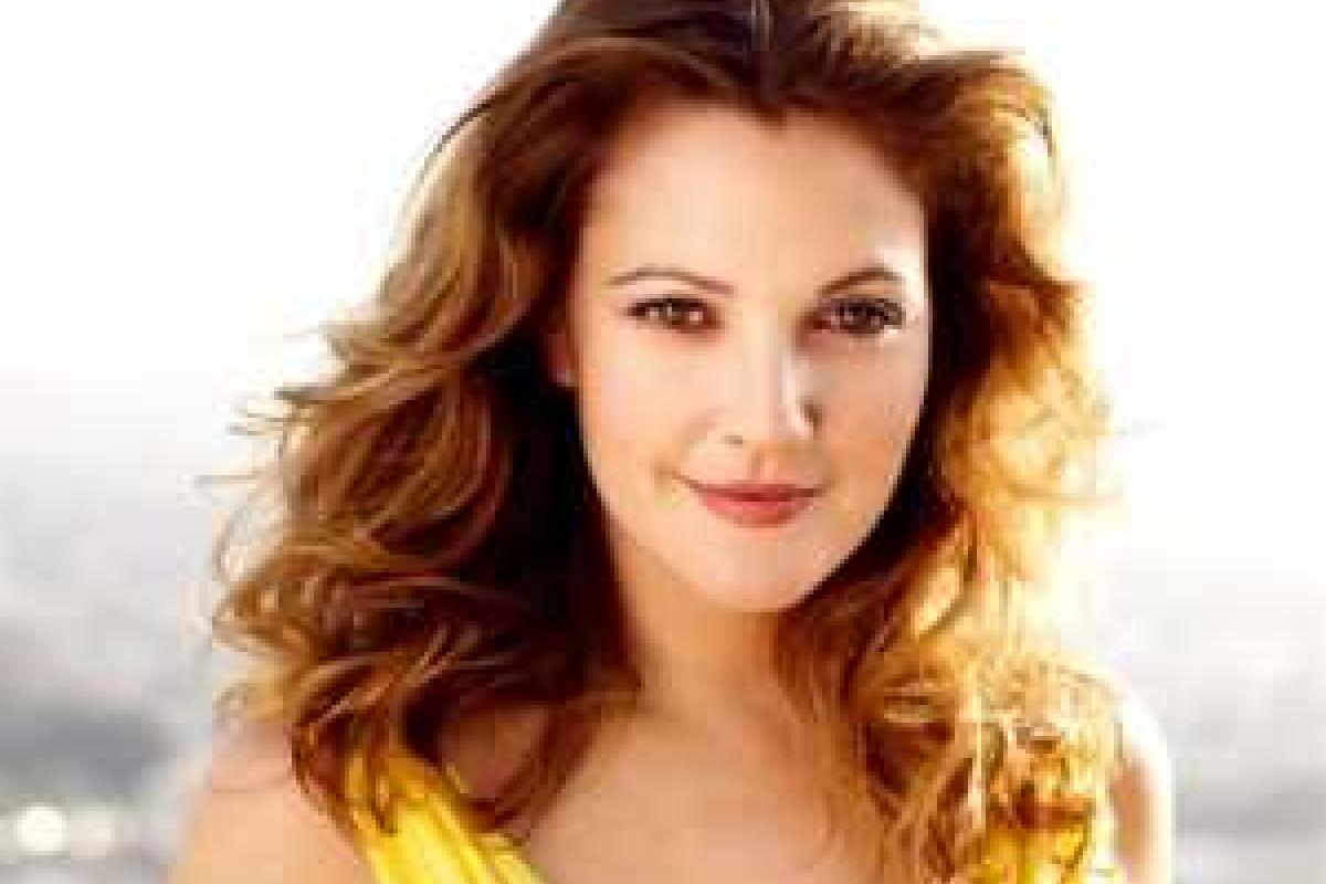 Дрю Бэрримор удивила снимком без макияжа