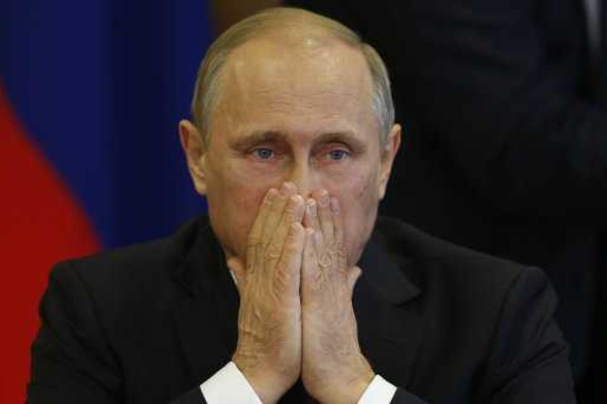 Террорист Гиркин резко высказался о стратегии Путина на Донбассе Террорист Гиркин резко высказался о стратегии Путина на Донбассе