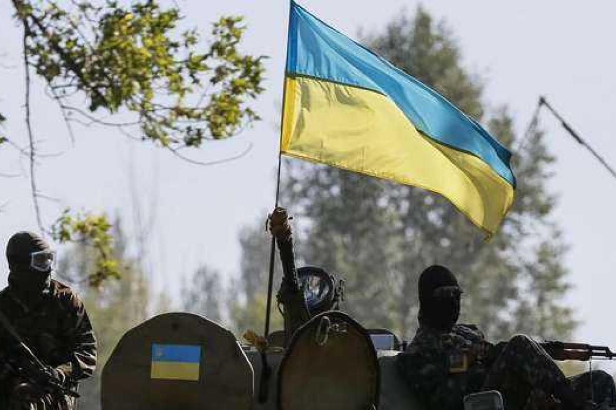 В зоне АТО на Донбассе ранен украинский военный