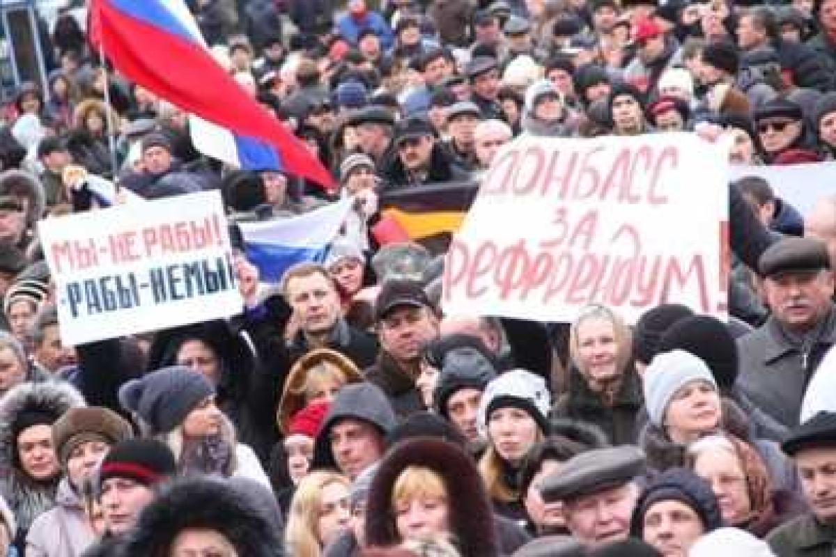 В Мариуполе осужден мужчина, который снимал сепаратистские митинги В Мариуполе осужден мужчина, который снимал сепаратистские митинги