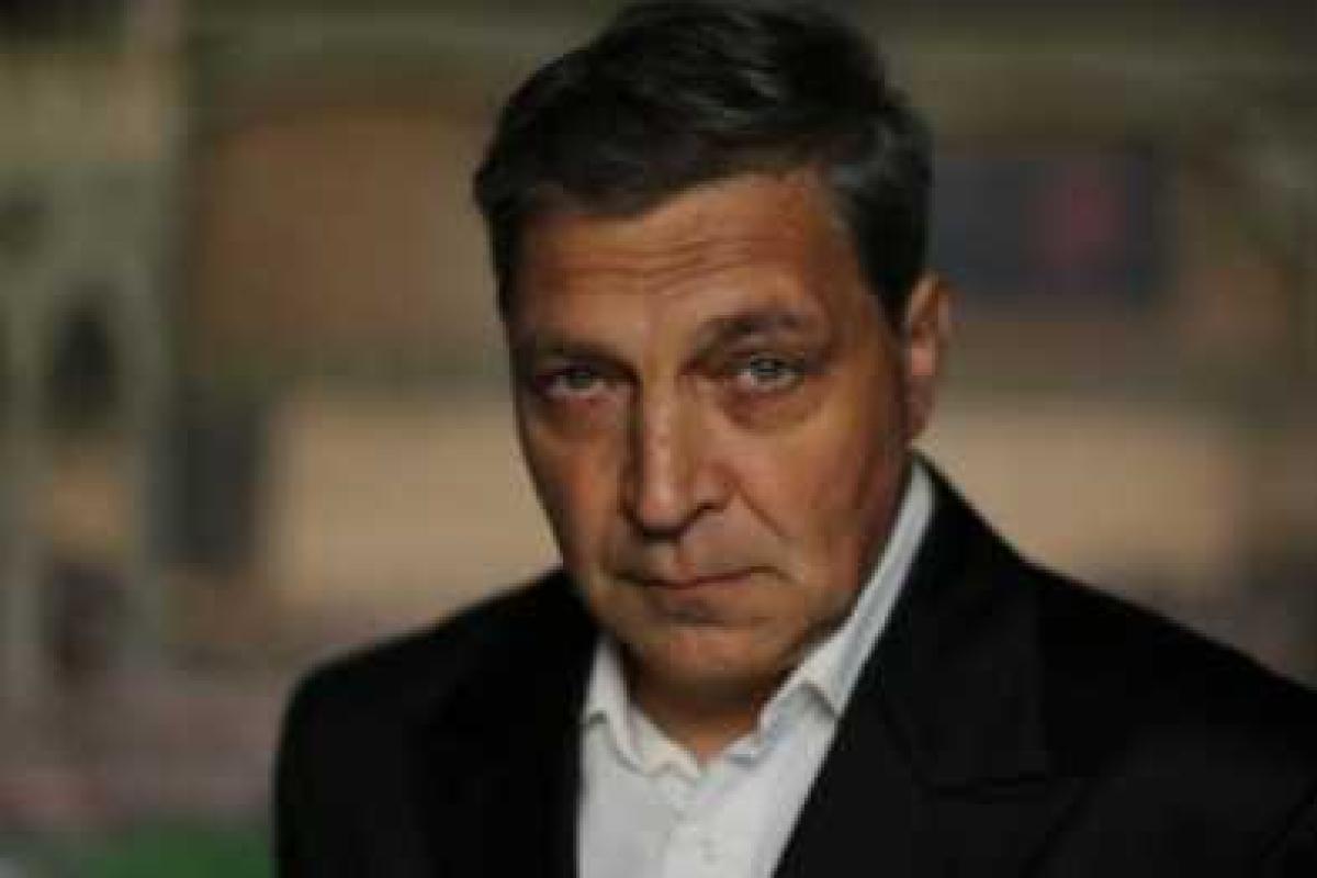 Невзоров: Россия зачем-то роет себе могилу донбасской лопатой Невзоров: Россия зачем-то роет себе могилу донбасской лопатой