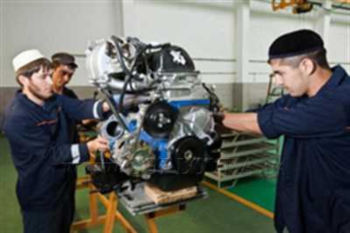 "Мэр" Горловки обещает людям рабочие места, только не знает, когда это будет "Мэр" Горловки обещает людям рабочие места, только не знает, когда это будет