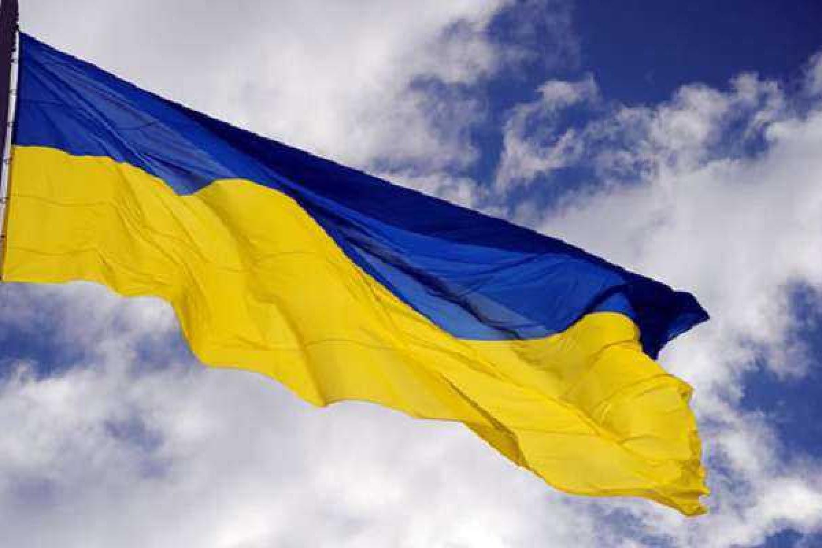 День знаний в "ЛДНР": на линейке прозвучал гимн Украины, студентов наказали за украинский флаг День знаний в "ЛДНР": на линейке прозвучал гимн Украины, студентов наказали за украинский флаг