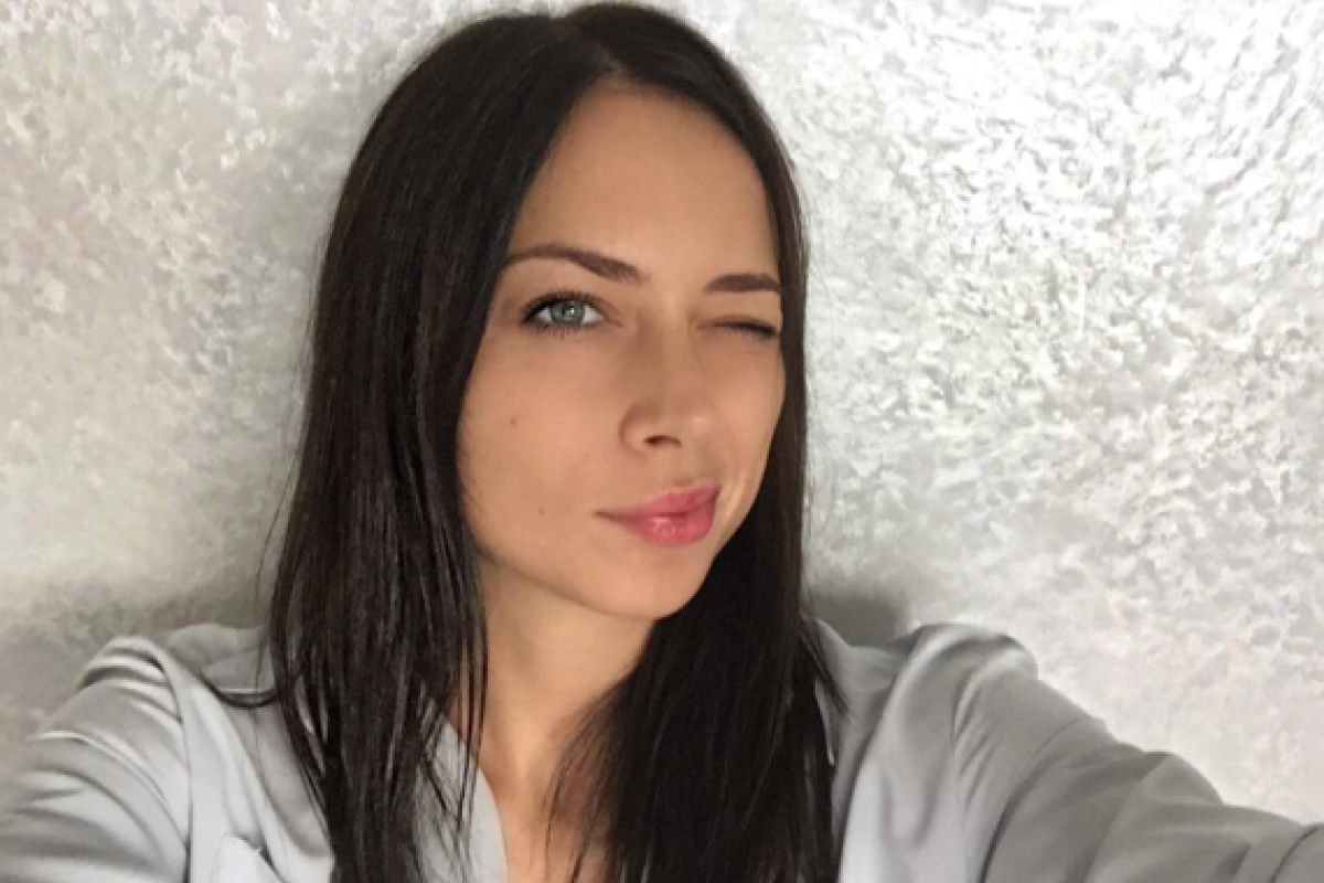 Актриса Настасья Самбурская шокировала необычным фото Актриса Настасья Самбурская шокировала необычным фото