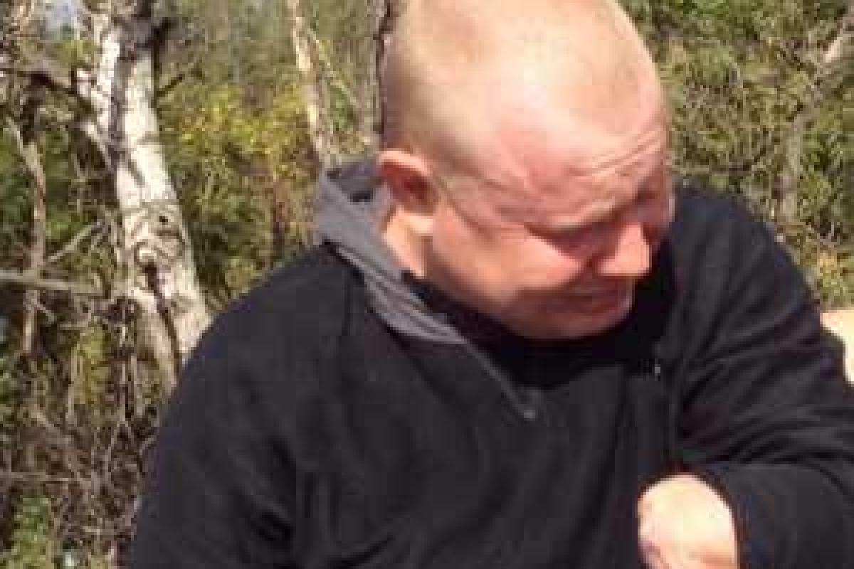 Появились шокирующие фото встречи освобожденных из плена Жемчугова и Супруна с родными Появились шокирующие фото встречи освобожденных из плена Жемчугова и Супруна с родными