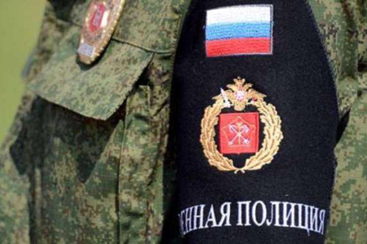 В Донецке местный житель застрелил российского танкиста, который хотел выпить за «освободителей Донбасса» В Донецке местный житель застрелил российского танкиста, который хотел выпить за «освободителей Донбасса»