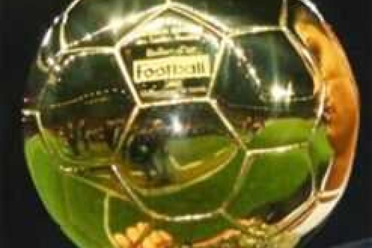 Обладателя "Золотого мяча" Европы решили определять по новым правилам Обладателя "Золотого мяча" Европы решили определять по новым правилам