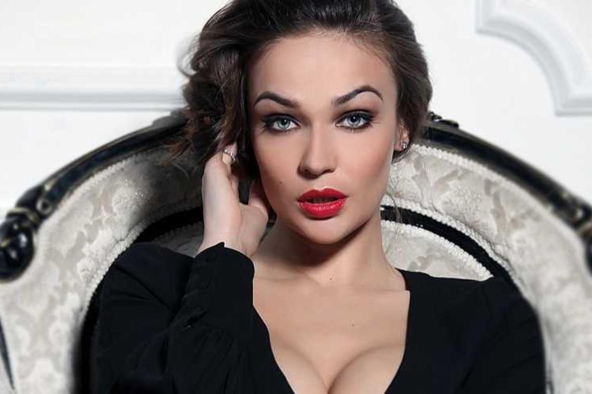 Пикантное фото Водонаевой вызвало бурю негодования в Сети Пикантное фото Водонаевой вызвало бурю негодования в Сети